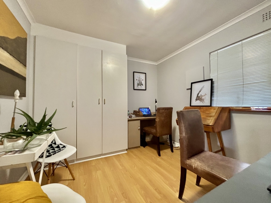 5 Bedroom Property for Sale in Vierlanden Western Cape